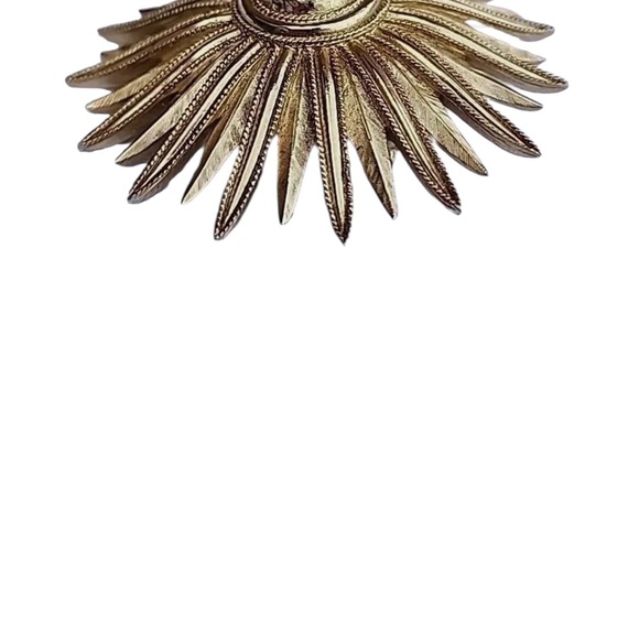 Crown Trifari Gold Trifanium Sunflower Brooch - Picture 12 of 16